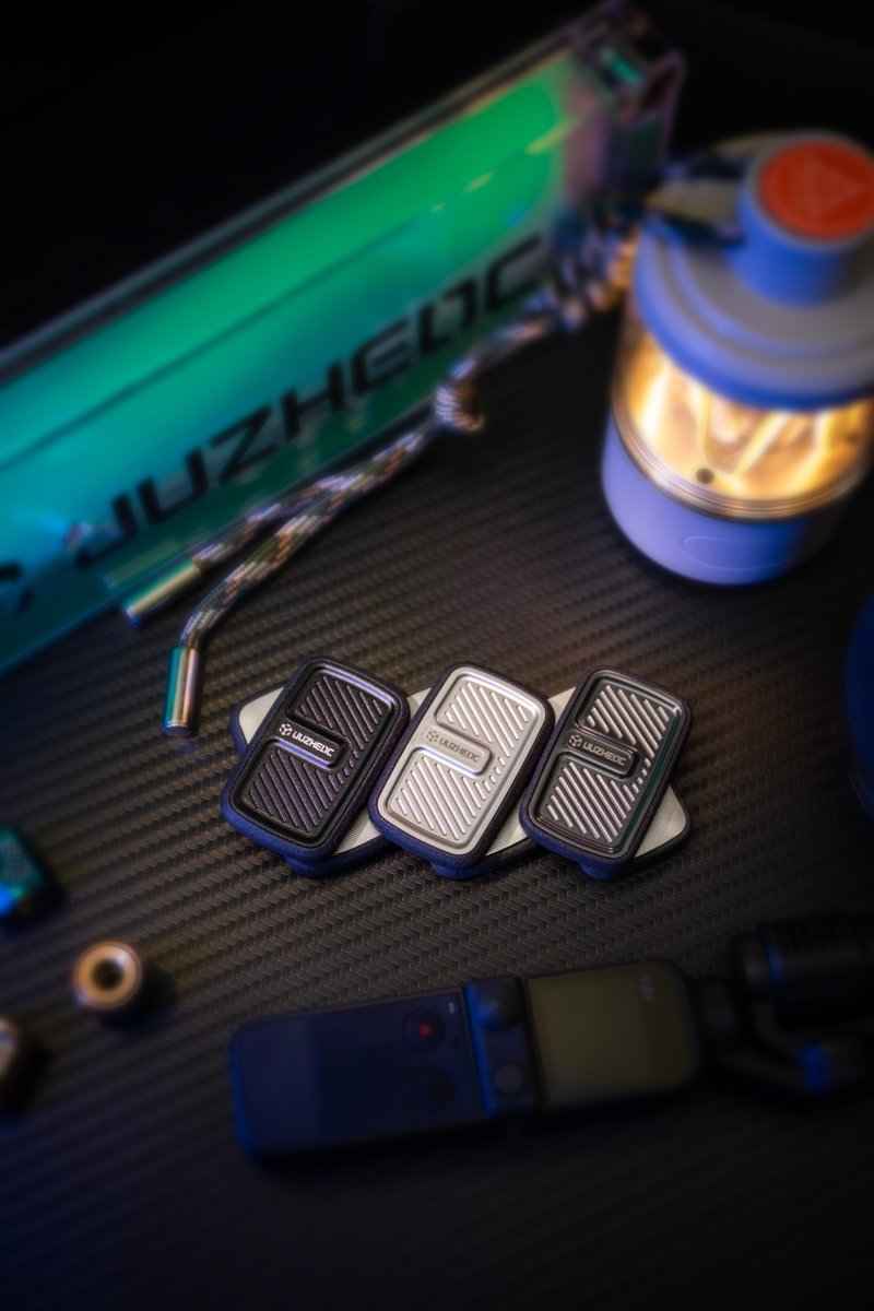 Armor Trick Slider – Replaceable Protective Frames, Floating Slider, Tuning-Fork Sound