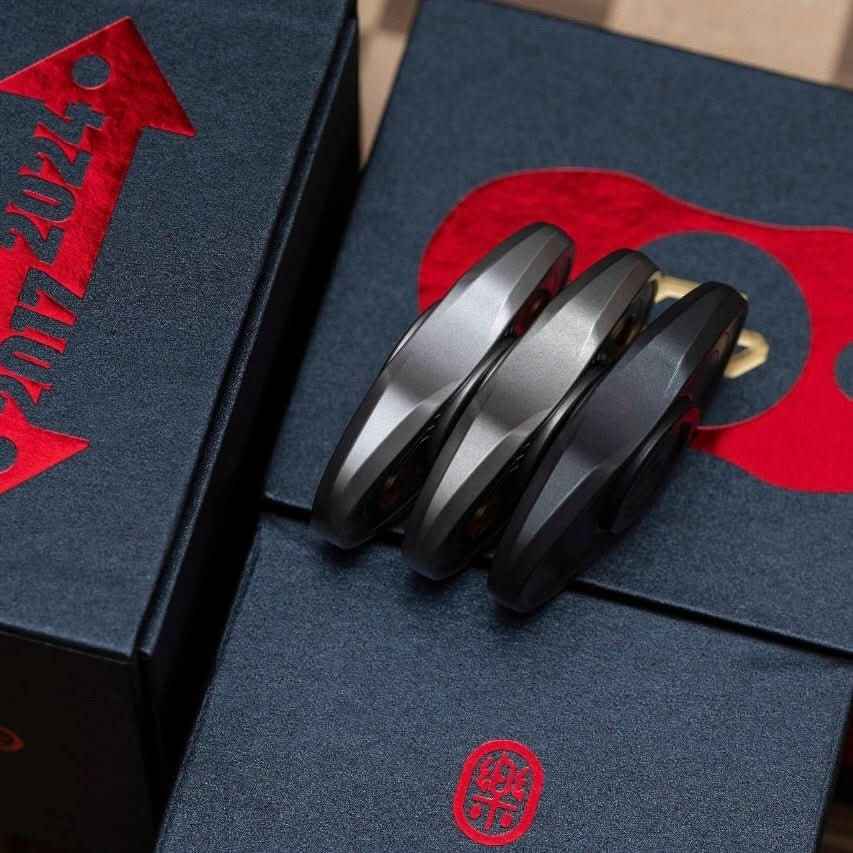 Gamer 2.0 Heavy-Duty Two-Leaf Fidget Spinner - EDC Stress Relief Toy