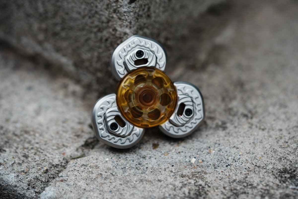 Gamer Mani Jewel 3-Layer Magnetic Fidget Spinner