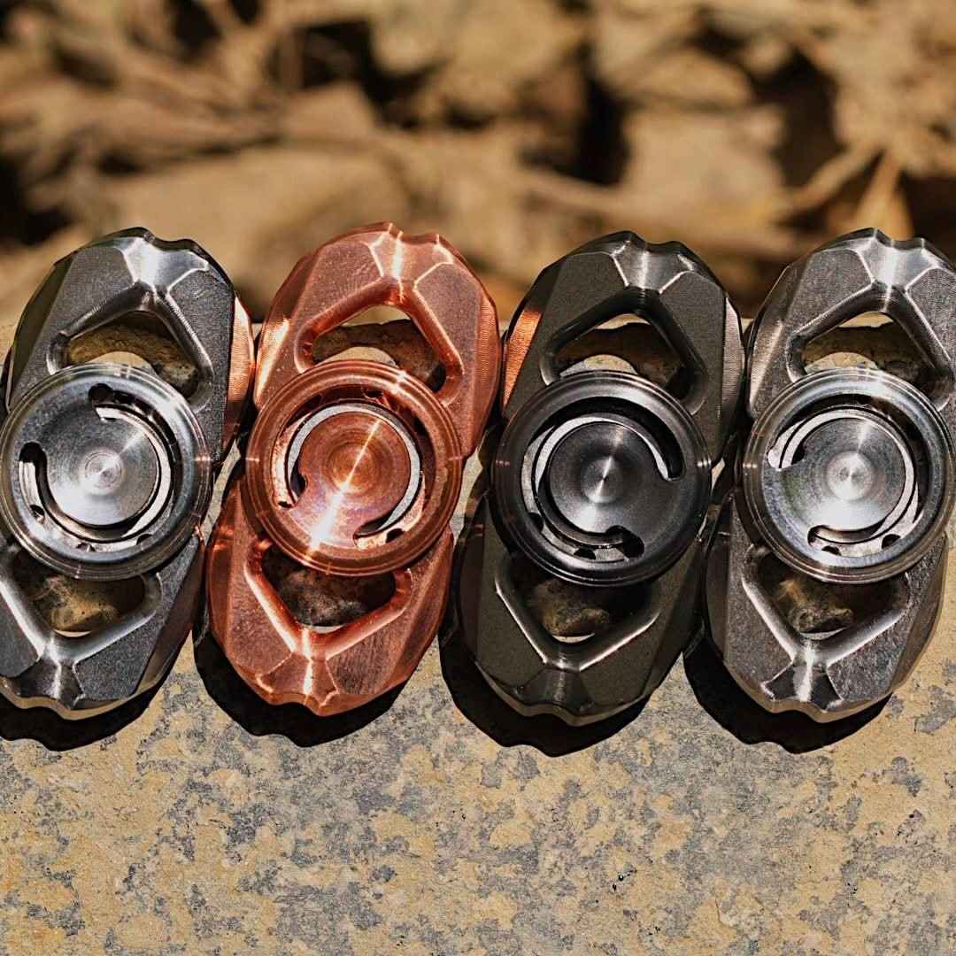Mini G Fidget Spinner - Retro Metal Polyhedral EDC Stress Relief Toy