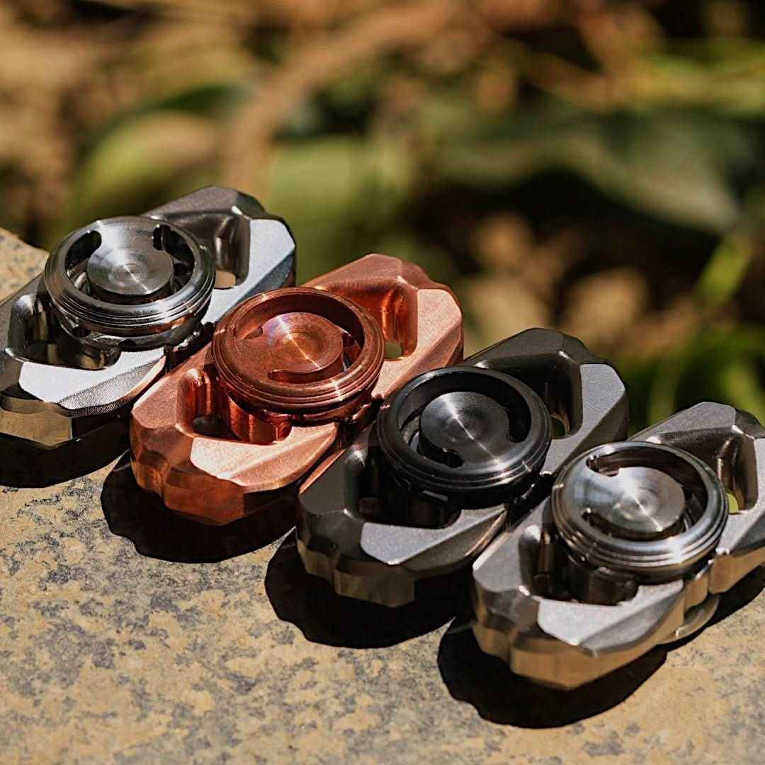 Mini G Fidget Spinner - Retro Metal Polyhedral EDC Stress Relief Toy