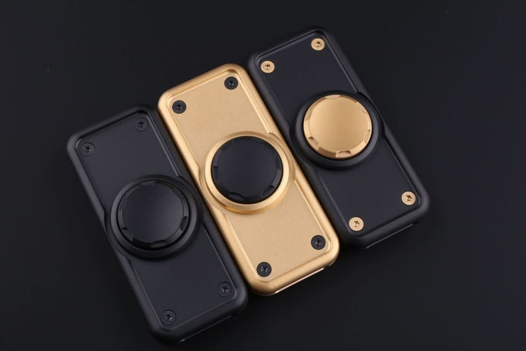 Retro Game Controller Fidget Spinner for Gamers - EDC Stress Relief Toy with Vintage Gaming Design - Gamerstoretoys