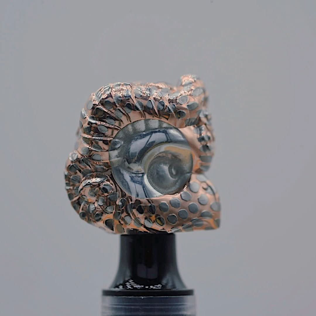 Superconductor Material Roc Pendant - Stylish Unique Decor Piece - Gamerstoretoys