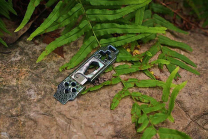 Titanium Pry Bar EDC Tool Fidget - Multifunctional Stress Relief Gadget with Burmese Rosewood Box