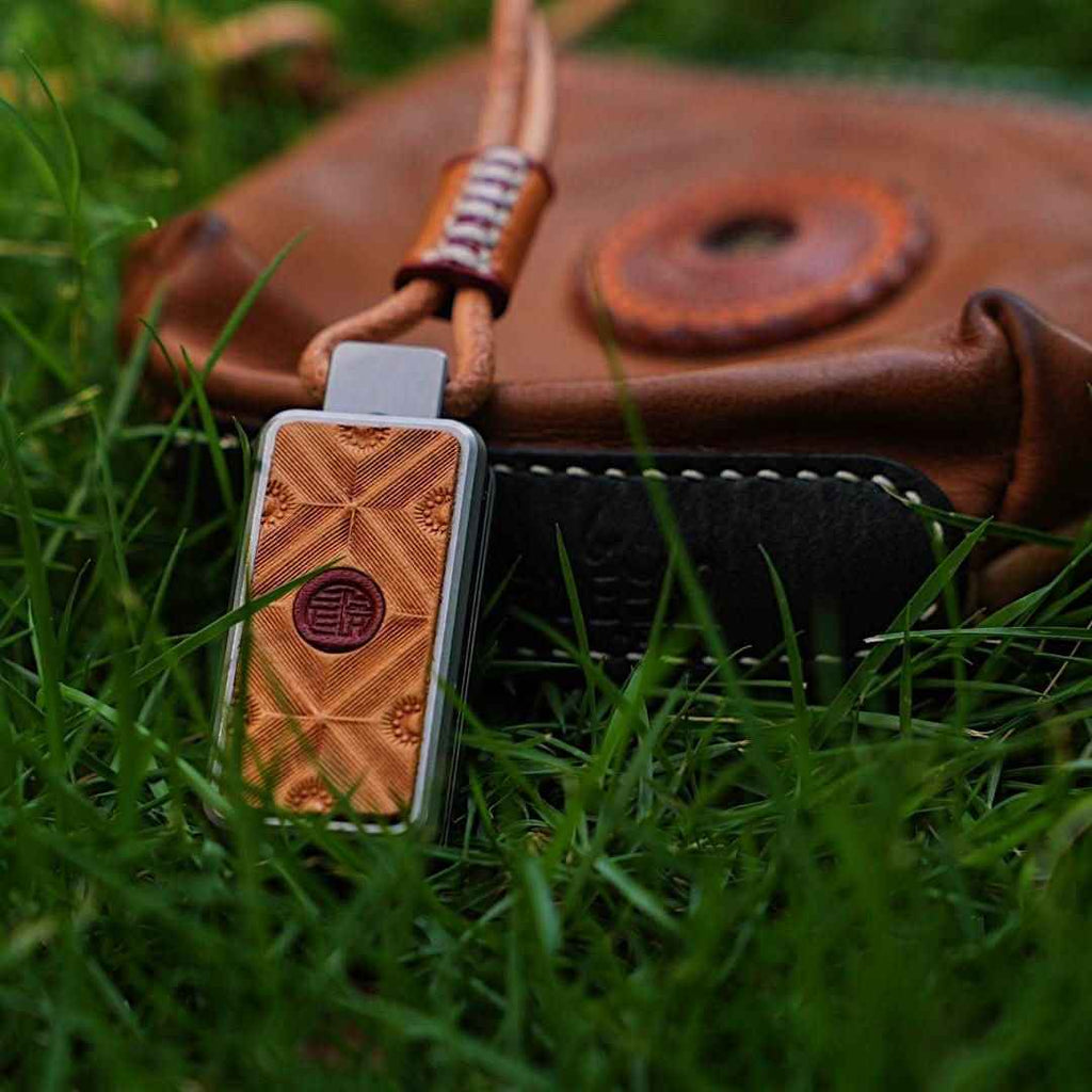 Vintage Leather & Metal EDC Slider - Auspicious 'Ji' Embossed Stress Relief Toy