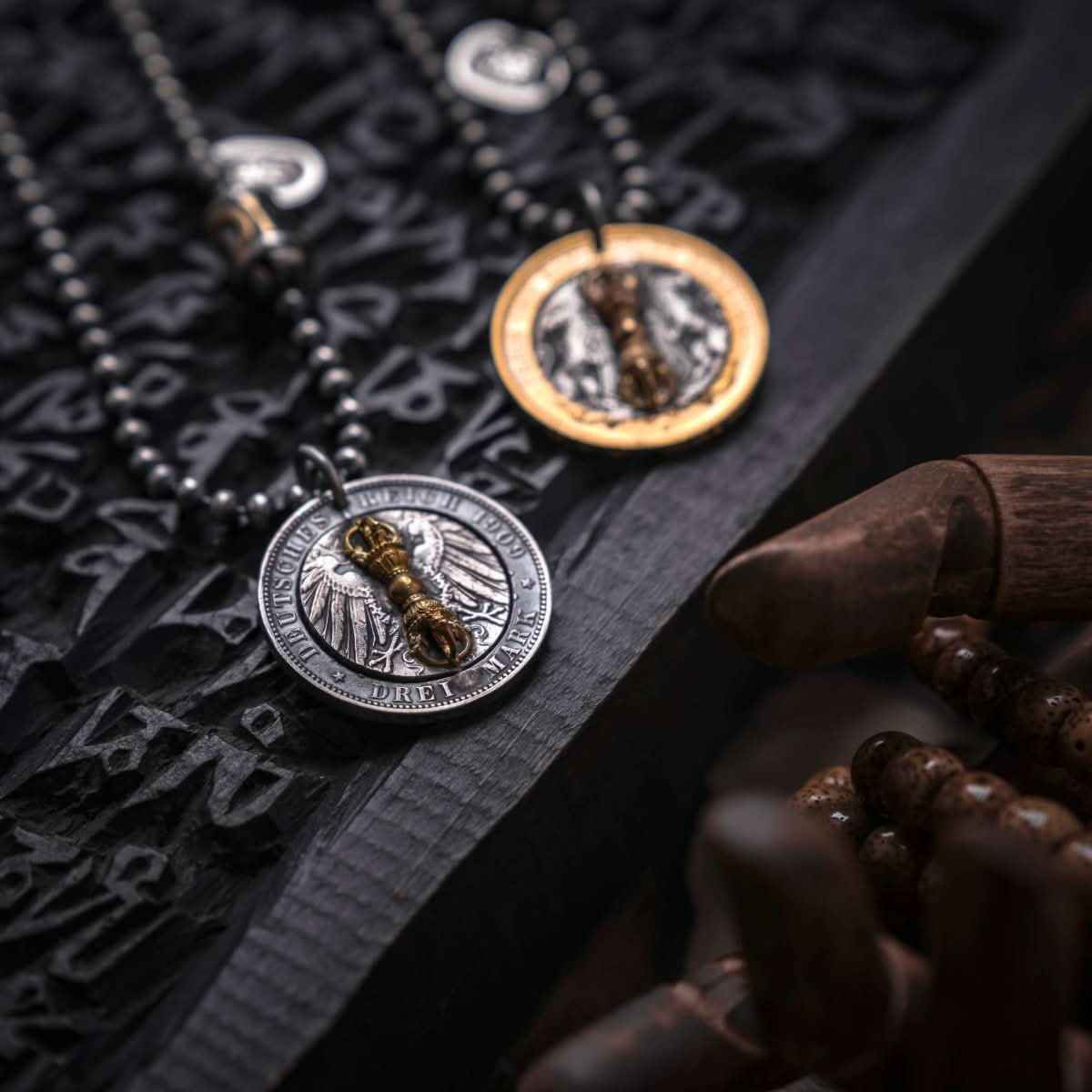 Vintage Round Hobo Coin Pendant - Men's Trendy EDC Accessory