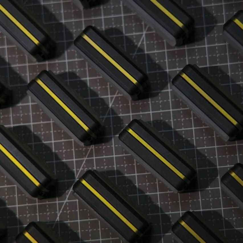 YOLO Crystal & Metal EDC Fidget Toy - Portable Joy & Luck Accessory