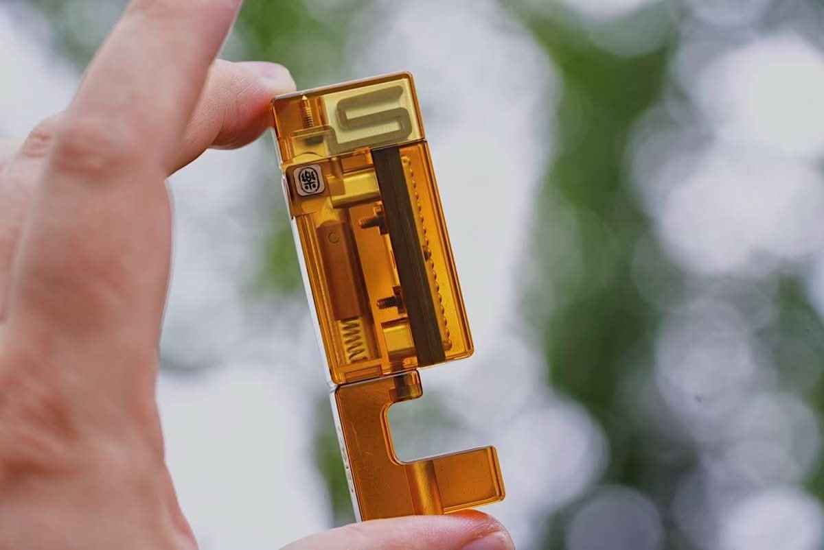 YOLO No-Fire Lighter Fidget: Stylish EDC Stress Relief Toy